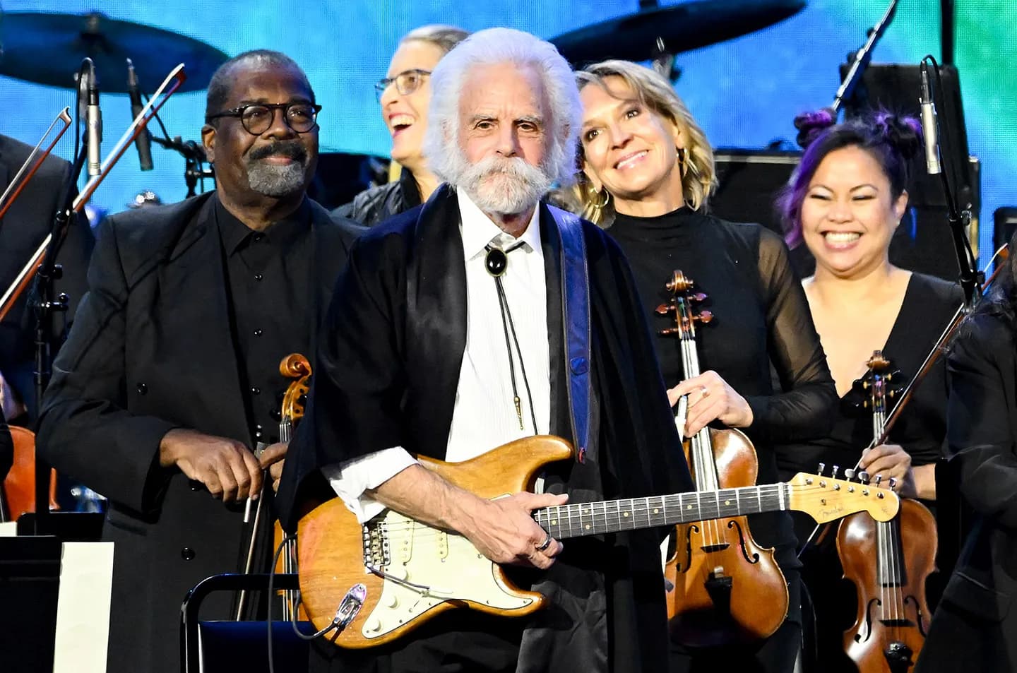 Концерт к 60-летию Grateful Dead: старики на молодую сцену!