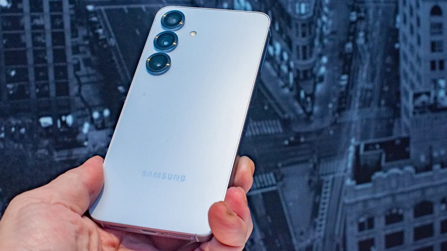 Samsung Galaxy S25: В ожидании обновления, которое сольет нам новости в уши
