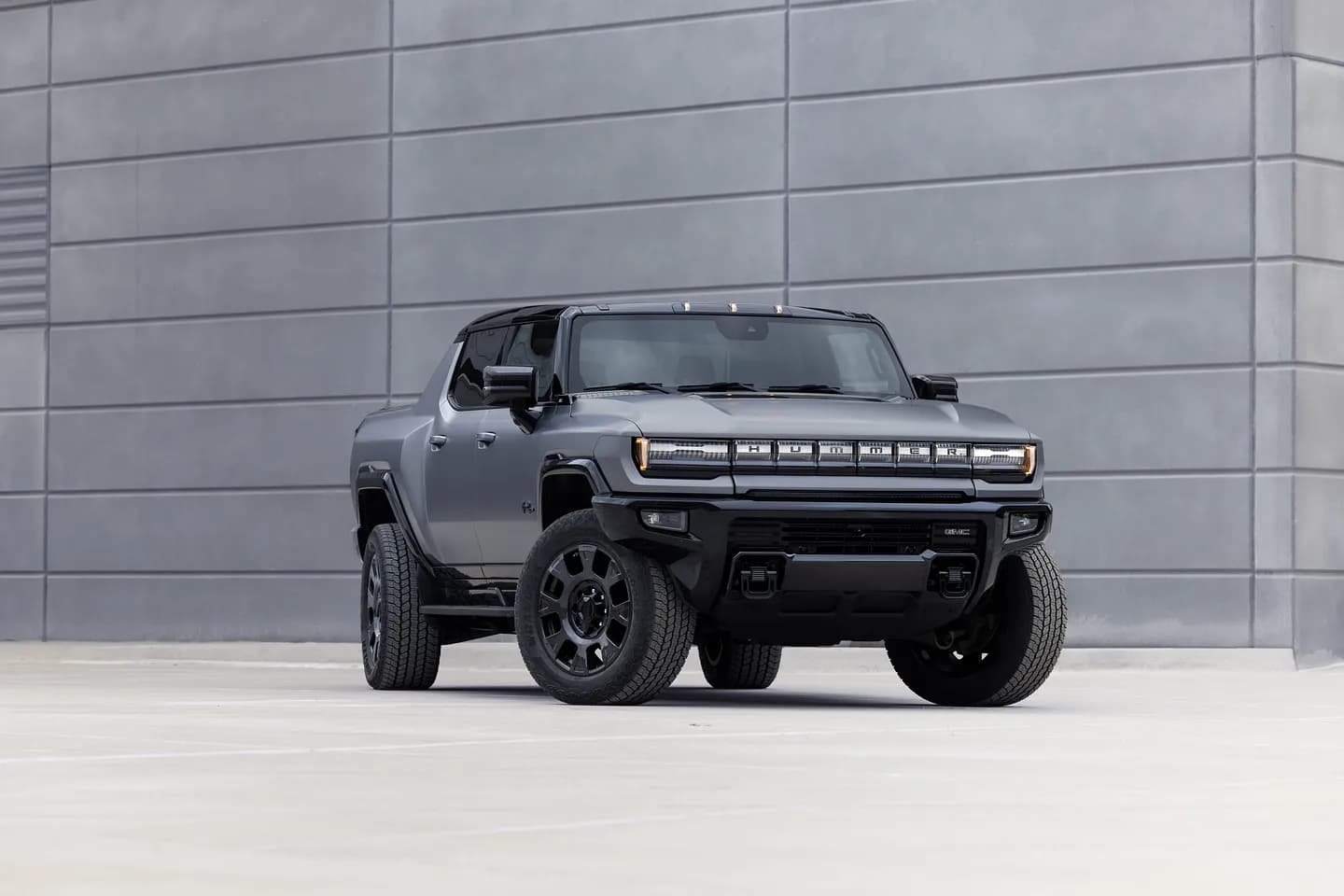 Hummer EV: обновленный мазератти, который теперь крабит под давлением!