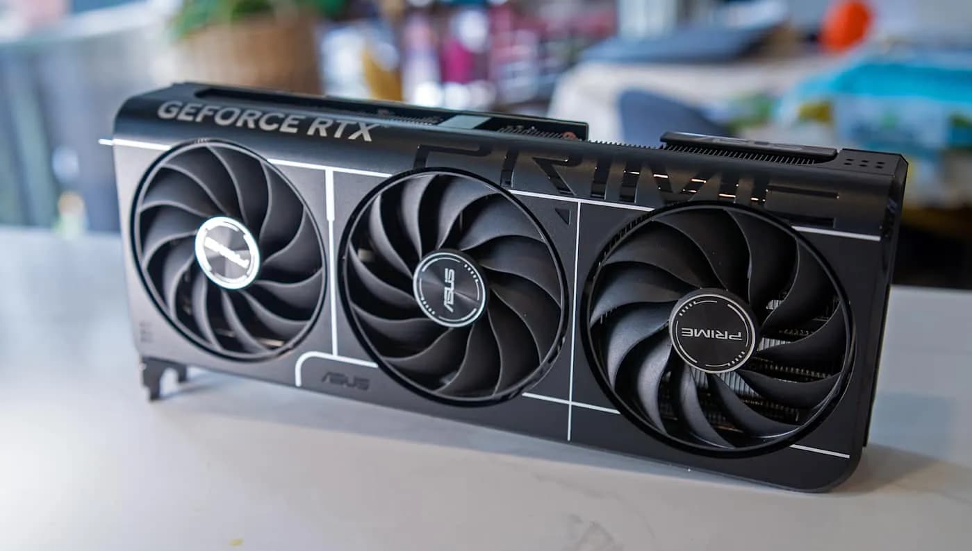 Технологические новинки: iPhone 16e, NVIDIA RTX 5070 Ti и Sony A1 II