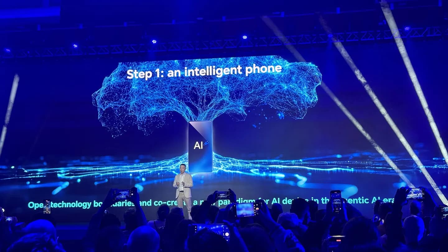 Honor превращается в 'компанию экосистемы AI-устройств' и обещает разработать 'суперумный' смартфон