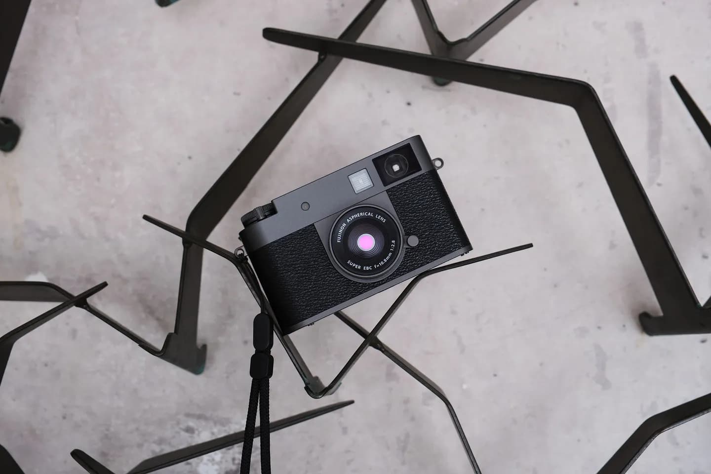 Fujifilm X Half: фотокамера для безумцев или просто мечта?
