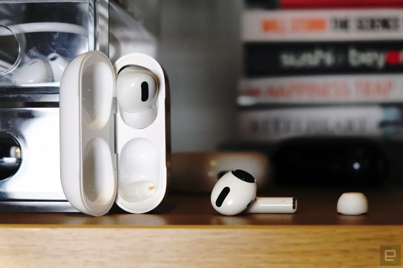 Как очистить ваши AirPods: Гид по борьбе с грязью!