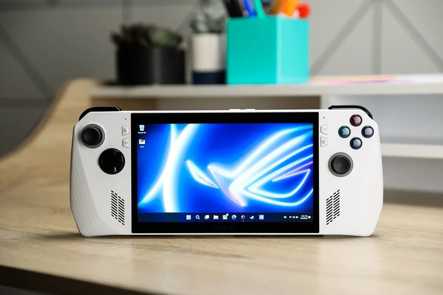 SteamOS против Microsoft: смертельная битва в мире портативного гейминга