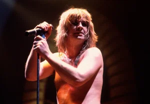 Как «Аламо» простил Оззи Осборна: мочевые войны и раскаяние рок-звезды