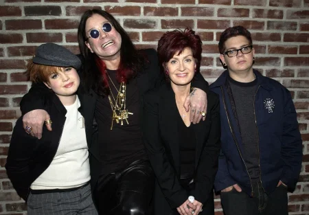 Клипы из шоу «Осборны» всплыли в соцсетях после смерти Оззи Осборна