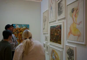 "Богема вместо бюрократии: как галерея приходит на помощь бедным Нью-Йорка"