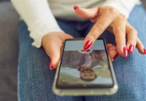 Выбор сердца по партии: Политика против внешности в онлайн-знакомствах