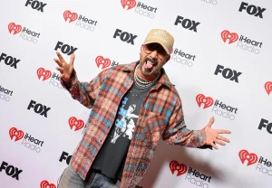 AJ McLean зовет Тейлор Свифт на сцену