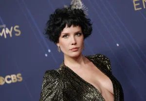 Рэп-баттл под пальмой: Halsey бросает вызов Kendrick Lamar