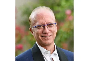 Howard L. Rehs: Искусство и наследие критического взгляда мира