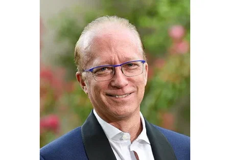 Howard L. Rehs: Искусство и наследие критического взгляда мира