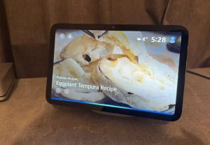 Echo Show 8: новый взгляд на умные дисплеи Amazon