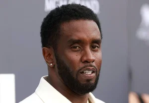 Юристы Дидди наступают на Netflix: обвинения 50 Cent и разборки за "украденные" кадры