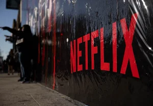 Netflix скупает Warner Bros.: паника в Голливуде и за пределами