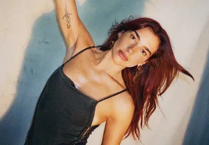 Dua Lipa отдаёт долг Селене на сцене Мехико