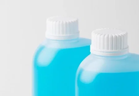 Выбор стеклоомывайки зимой: советы и ловушки