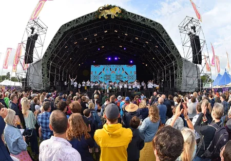 WOMAD едет в Глазго: фестиваль музыки без границ