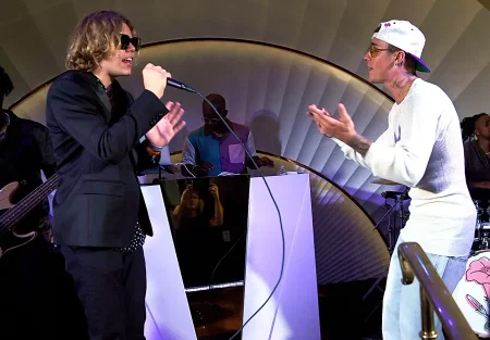 The Kid LAROI расставил точки над «Stay»