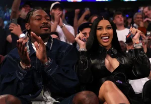 Cardi B просит оставить её в покое из-за скандалов с личной жизнью