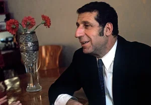 Жизнь и музыка Арно Бабаджаняна: от фисгармонии до статуса легенды