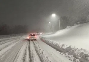 Что делать, если авто заглохло зимой: инструкция и неожиданные опасности