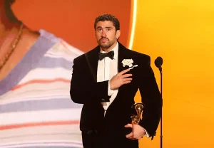 Когда Грэмми и VMA поменялись ролями