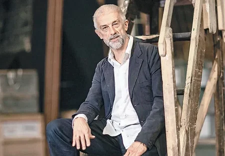 Бояков: театр, война и шесть соток