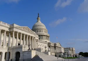 Сенат США снова продвигает COPPA 2.0