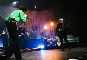 Sombr и призрак ирландского рока