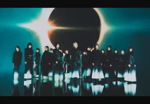 Поезд взросления взлетает в чартах