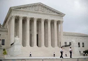 Суд оправдал Cox