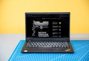 Старый ноутбук против Windows 11