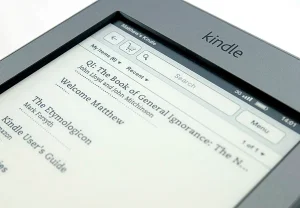 Amazon прекращает поддержку старых Kindle