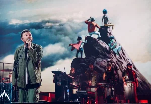 Gorillaz едут в Индию