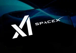 SpaceX нацелилась на Cursor