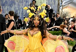 SZA пришла на Met Gala в платье из лотов с eBay