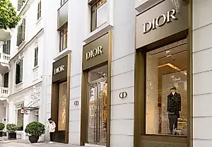 Dior сообщает о масштабной утечке данных клиентов