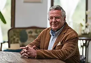 «Не ждите, когда заболит». Андрей Ургант о правилах жизни и мудрости прожитых лет