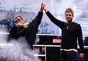 Oasis завершили британский тур и намекнули на новые концерты в 2026 году
