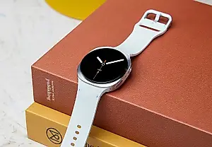 Samsung добавит часы без сна и с сердцем