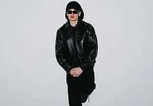 Peso Pluma получает первую премию Vanguard на Billboard Latin Music Awards 2025