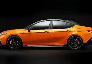 Toyota Camry GT-S: гибридный монстр с намёком на спорт