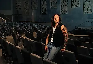 ¡El Señor se pasó al country! Brandon Lake mezcla cristianos y vaqueros con estrellas del pop