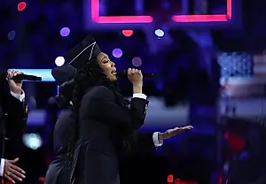 Brandy y el himno en el NBA All-Star 2026