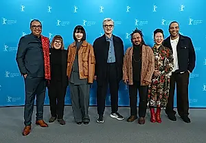 La Berlinale se ahogó en escándalos, pero repartió las medallas