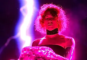 Фанаты спасают наследие SOPHIE