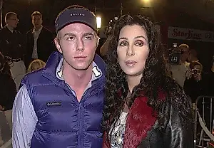 Cher intenta salvar a su hijo