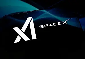 SpaceX нацелилась на Cursor