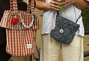 Un carrito de estatus y su lujoso accesorio